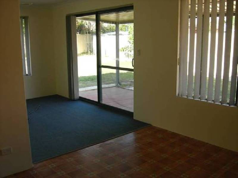 8 Bohemia Grove, Seville Grove WA 6112