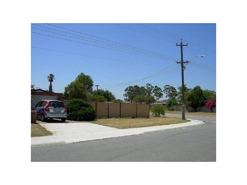 30 Cordelia Road, Armadale WA 6112
