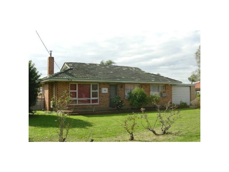 43 Spring Road, Thornlie WA 6108