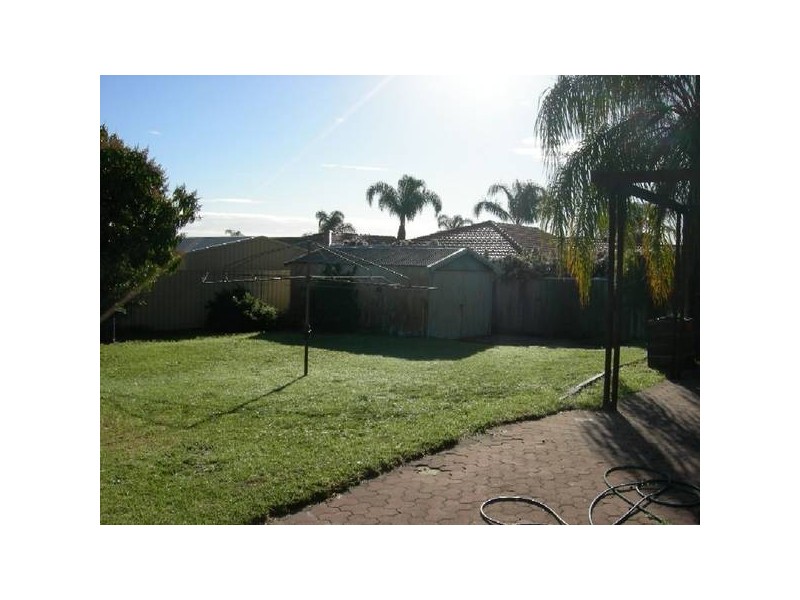 43 Spring Road, Thornlie WA 6108