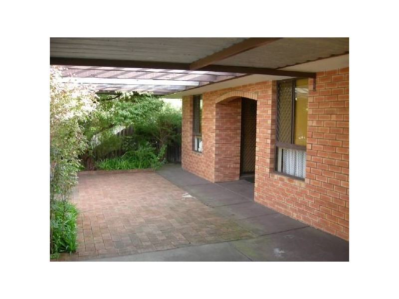 18 Wakehurst Place, Kelmscott WA 6111