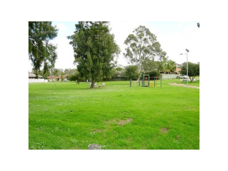 Clyde Place, Westfield WA 6111