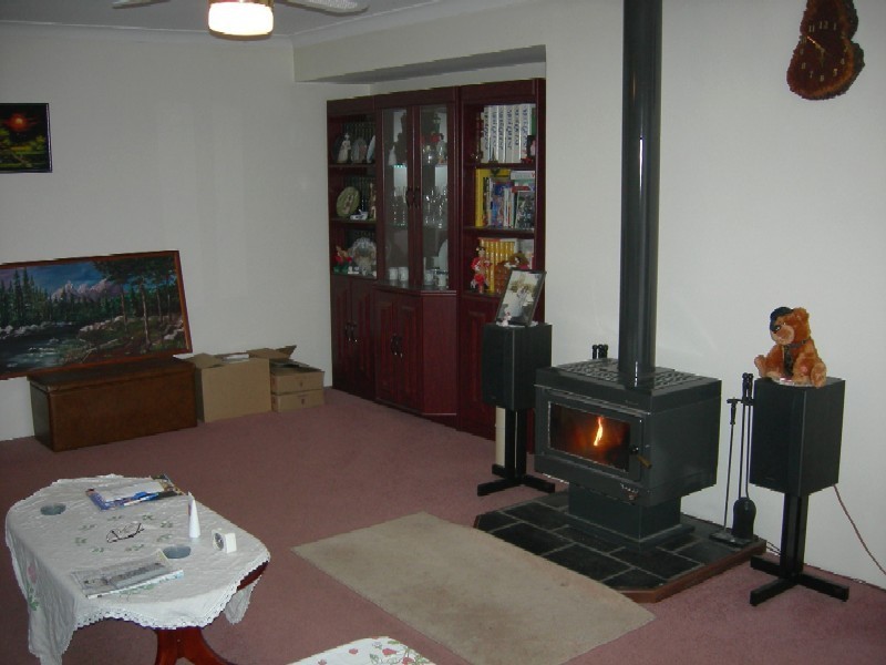 29 Grovelands Drive, Camillo WA 6111