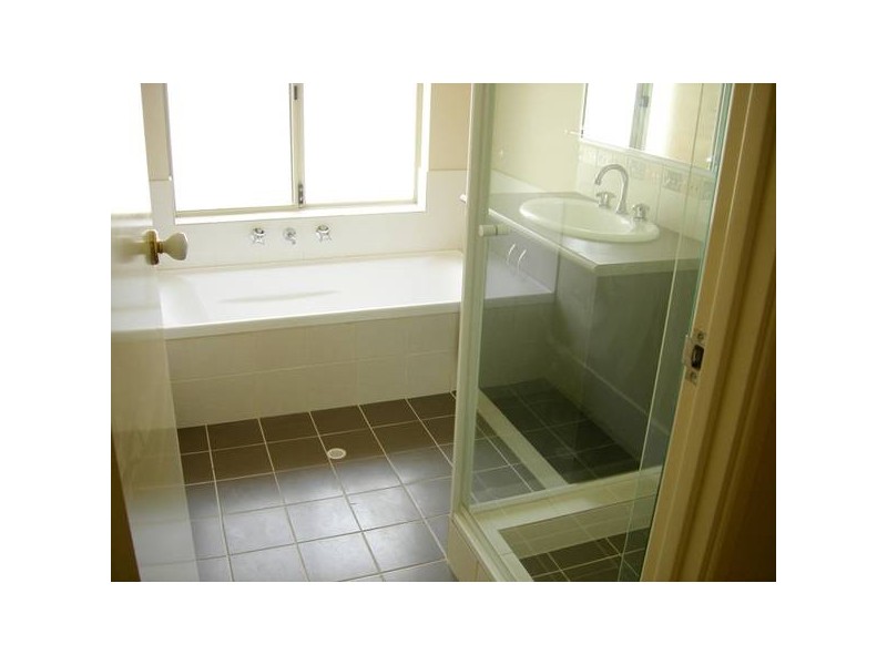 29 Glenfin Rd, Seville Grove WA 6112