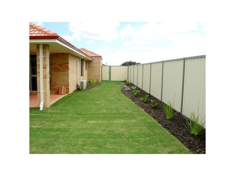 29 Glenfin Rd, Seville Grove WA 6112