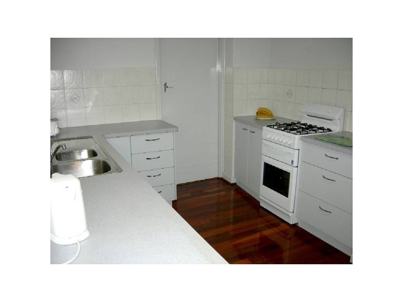 35 Clarence Road, Armadale WA 6112