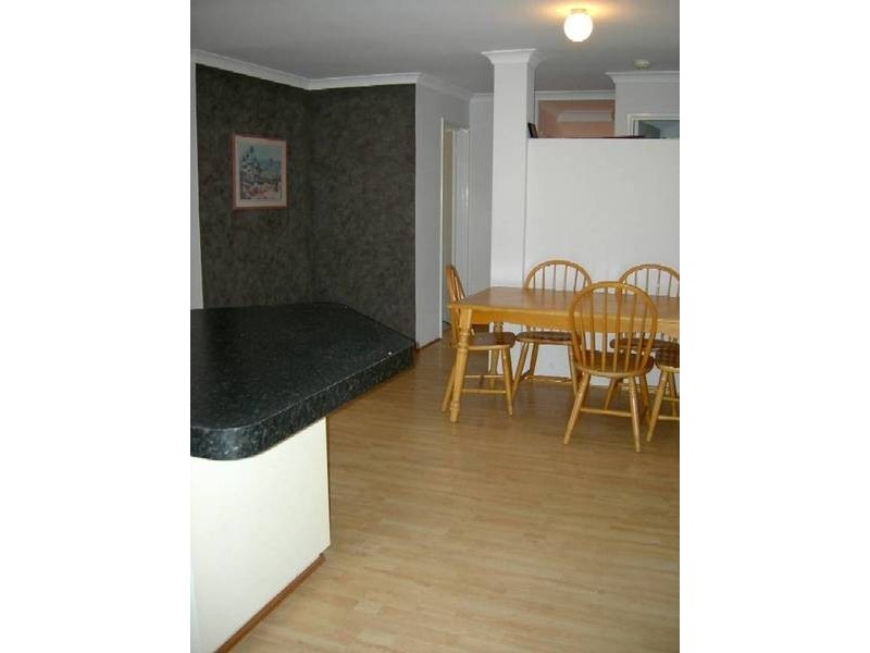 15 Barnfield Court, Seville Grove WA 6112