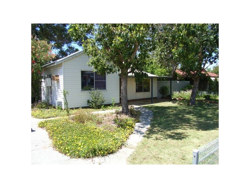 124 Westfield Road, Kelmscott WA 6111
