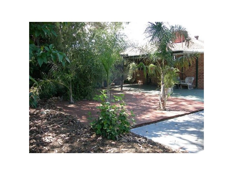 35 Tewson Road, Westfield WA 6111