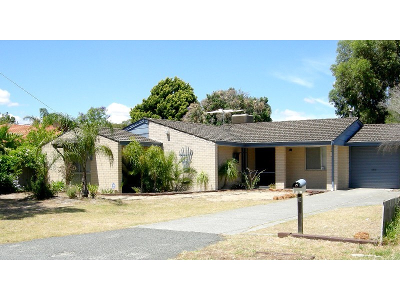 8 Elm Crt, Camillo WA 6111