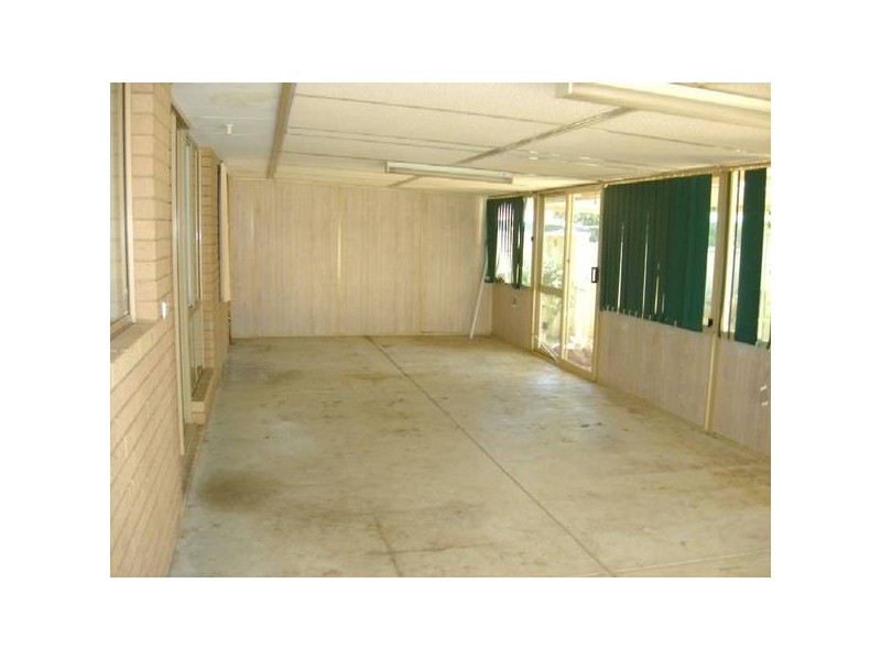 84 Powell Street, Brookdale WA 6112