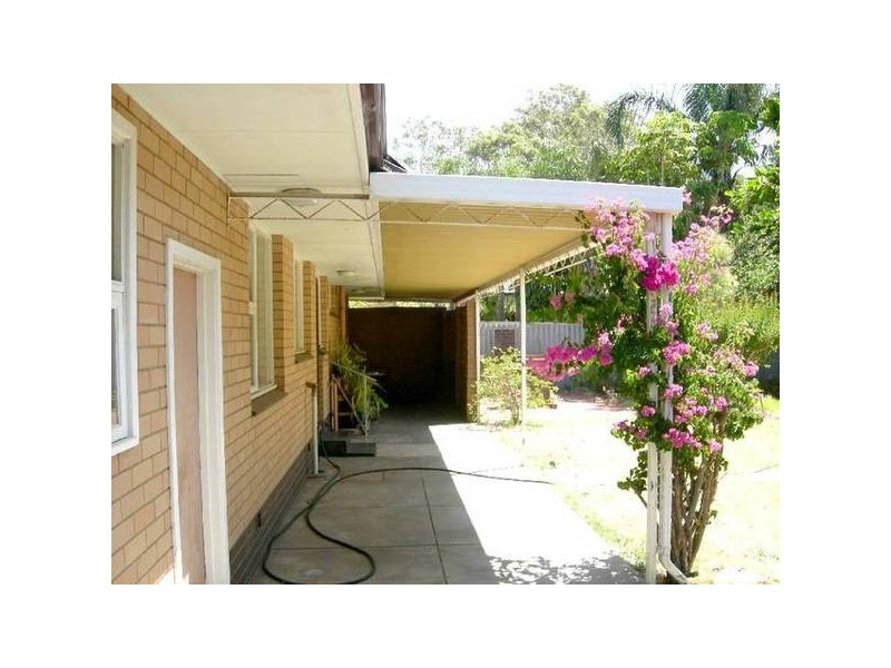 25 Slee Avenue, Kelmscott WA 6111