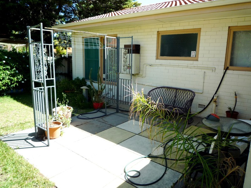 4 Megan Way, Camillo WA 6111