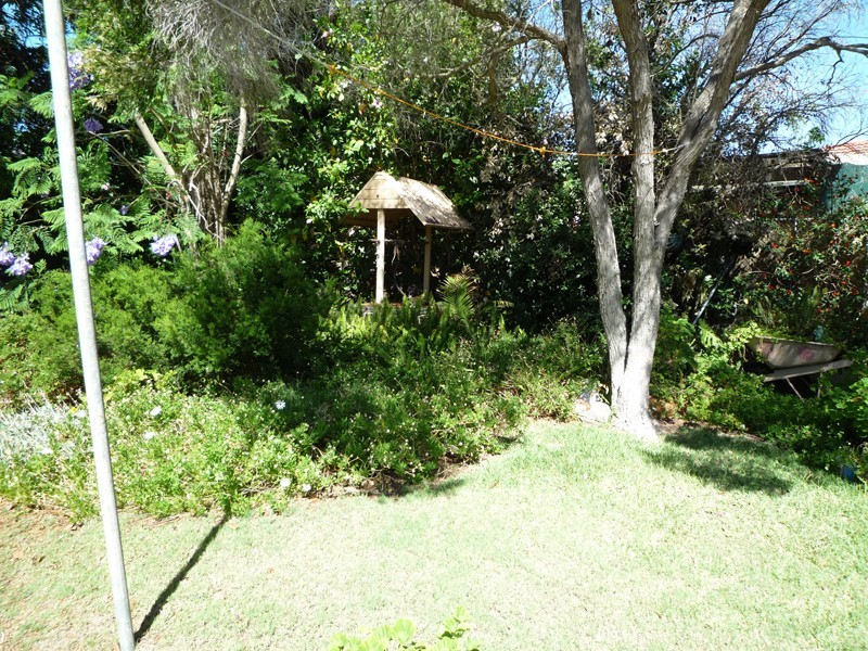 4 Megan Way, Camillo WA 6111