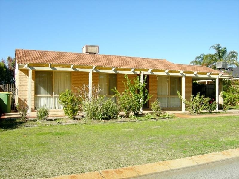 17 Baxter Crt, Huntingdale WA 6110