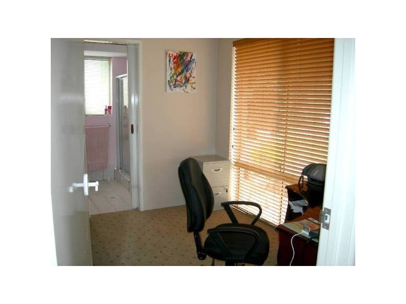 5 Birdup Close, Kelmscott WA 6111