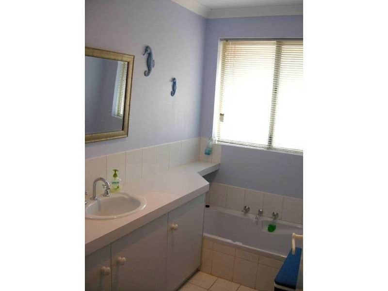 5 Birdup Close, Kelmscott WA 6111