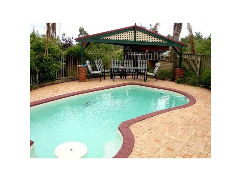 5 Birdup Close, Kelmscott WA 6111