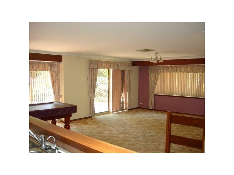 11 Parkin Road, Roleystone WA 6111