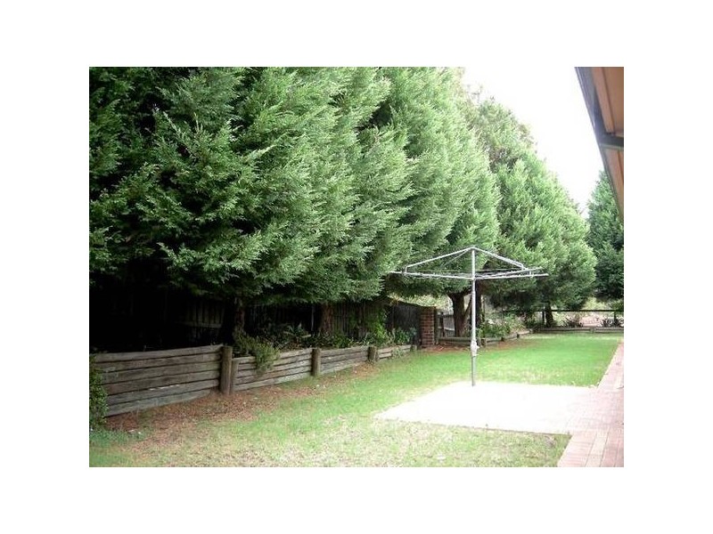 11 Parkin Road, Roleystone WA 6111