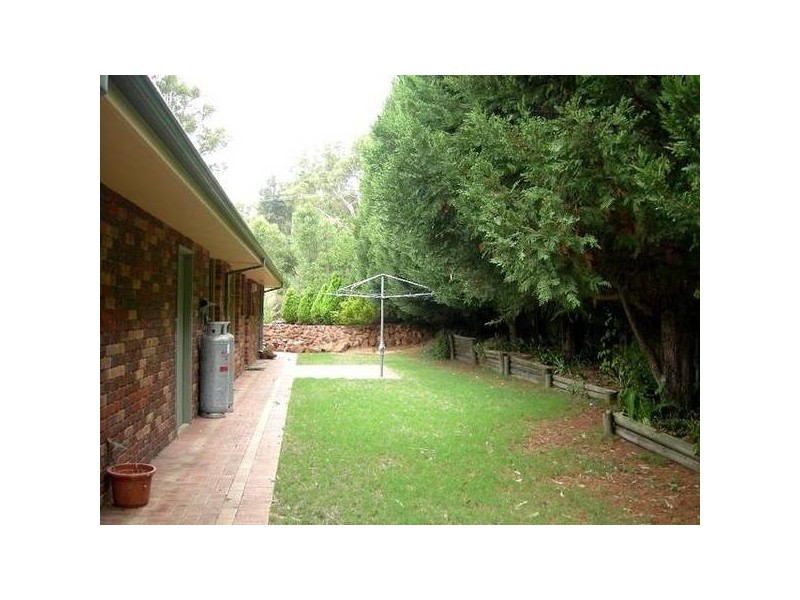 11 Parkin Road, Roleystone WA 6111