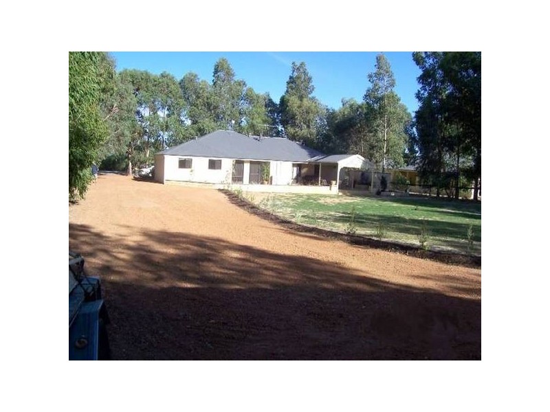 121 Wright Road, Mardella WA 6125