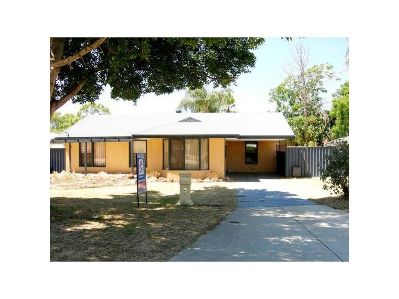 8 Ypres Road, Westfield WA 6111