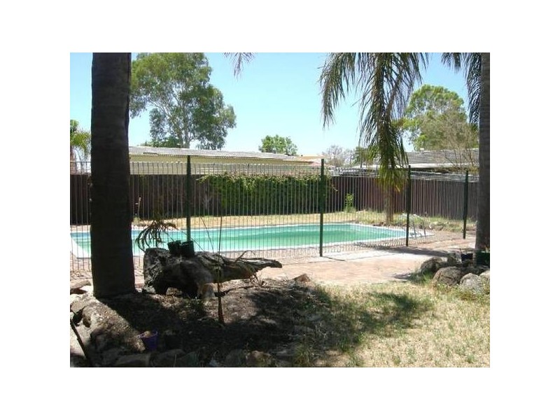 8 Ypres Road, Westfield WA 6111