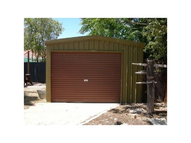 8 Ypres Road, Westfield WA 6111