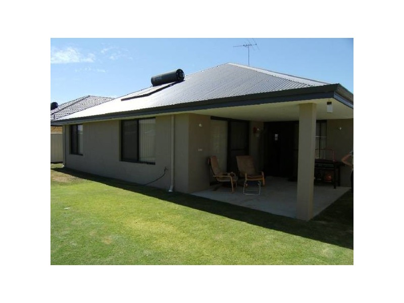 10 Santiago Street, Seville Grove WA 6112