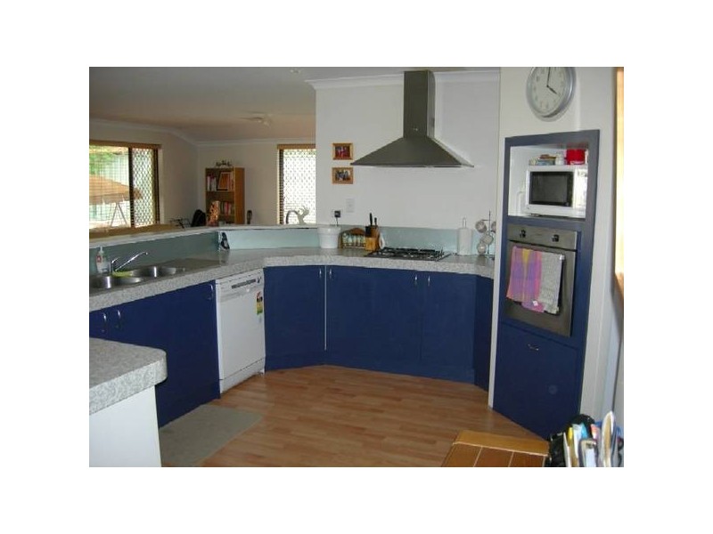 58 Schruth Street N, Kelmscott WA 6111