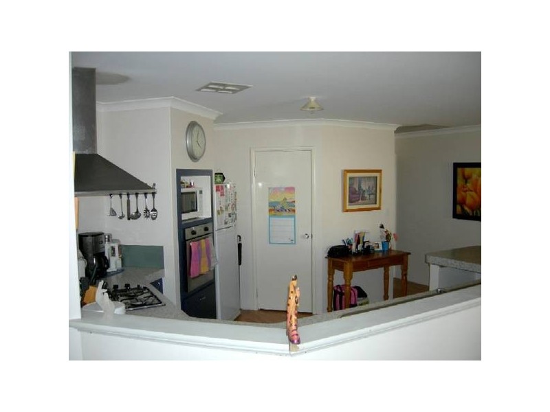58 Schruth Street N, Kelmscott WA 6111