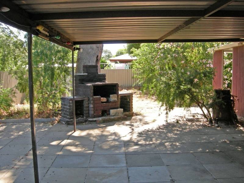 21 Tambulam Way, Armadale WA 6112