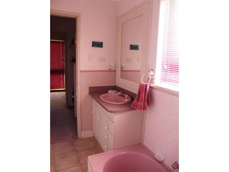 158 Cammillo Road, Kelmscott WA 6111