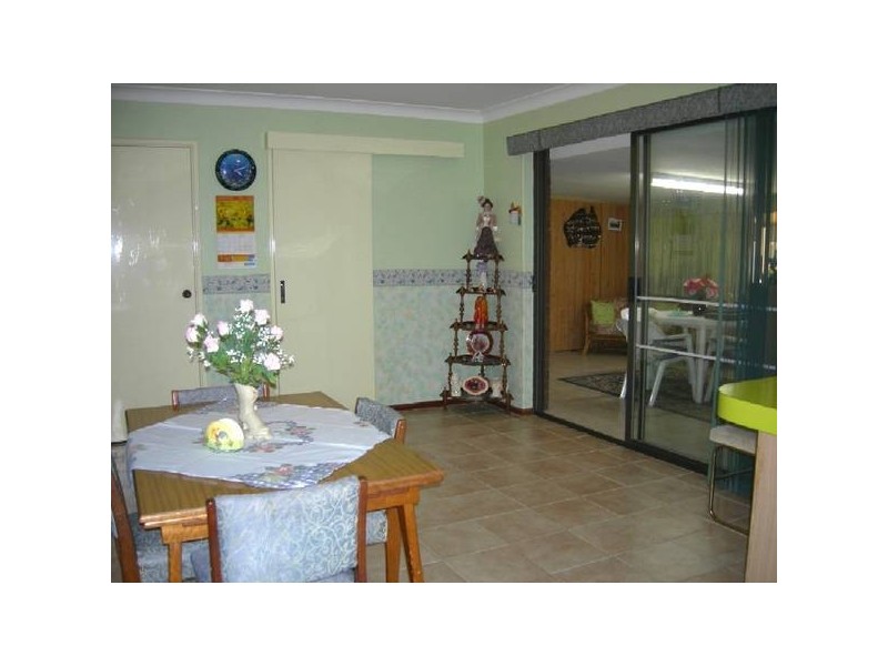 2 Breaden Drive, Cooloongup WA 6168