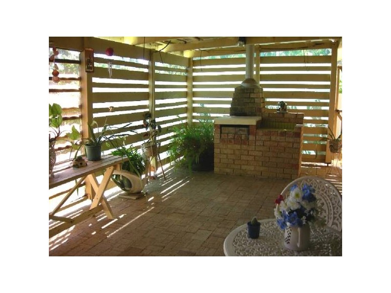 2 Breaden Drive, Cooloongup WA 6168