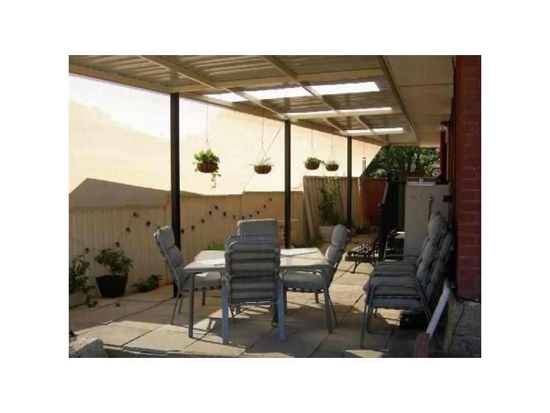 6 Merilee Terrace, Kelmscott WA 6111