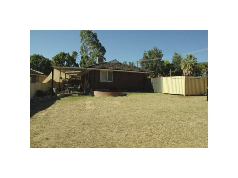 6 Merilee Terrace, Kelmscott WA 6111