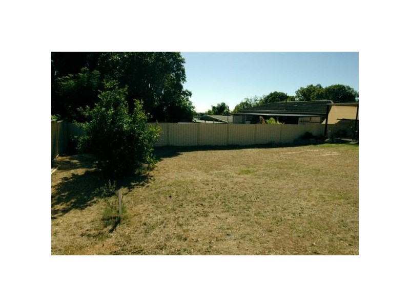 6 Merilee Terrace, Kelmscott WA 6111