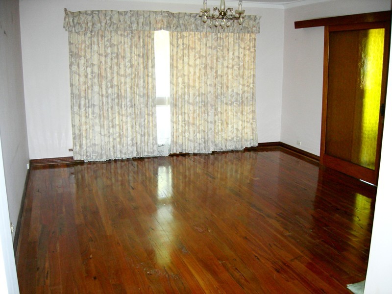 2 Kerun Crt, Armadale WA 6112