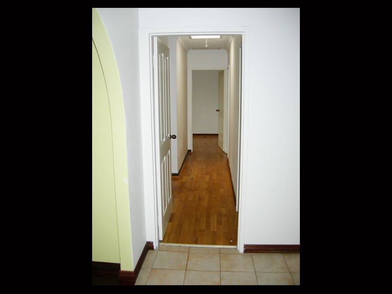 2 Kerun Crt, Armadale WA 6112