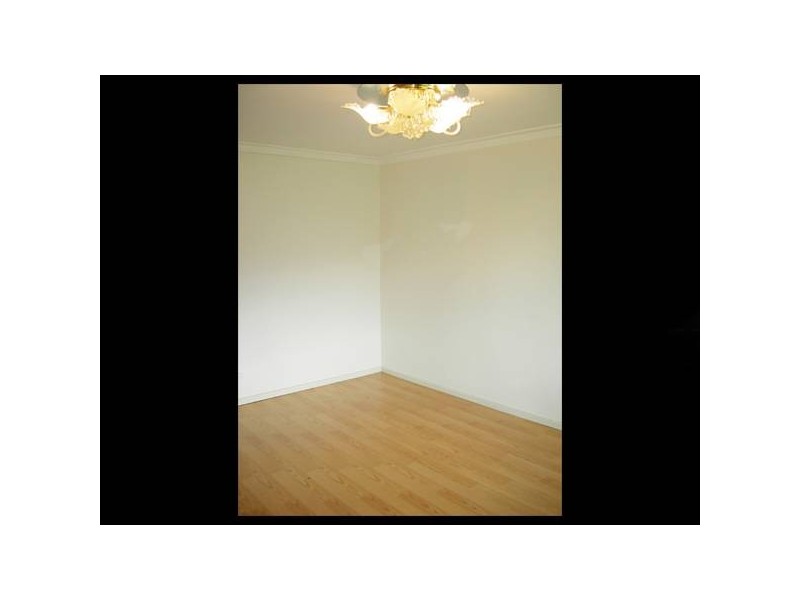 8 Piggott St, Armadale WA 6112