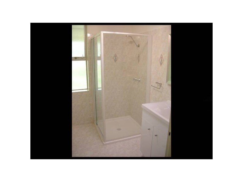 8 Piggott St, Armadale WA 6112