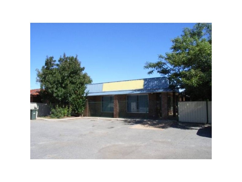 108 Fifth Road, Armadale WA 6112