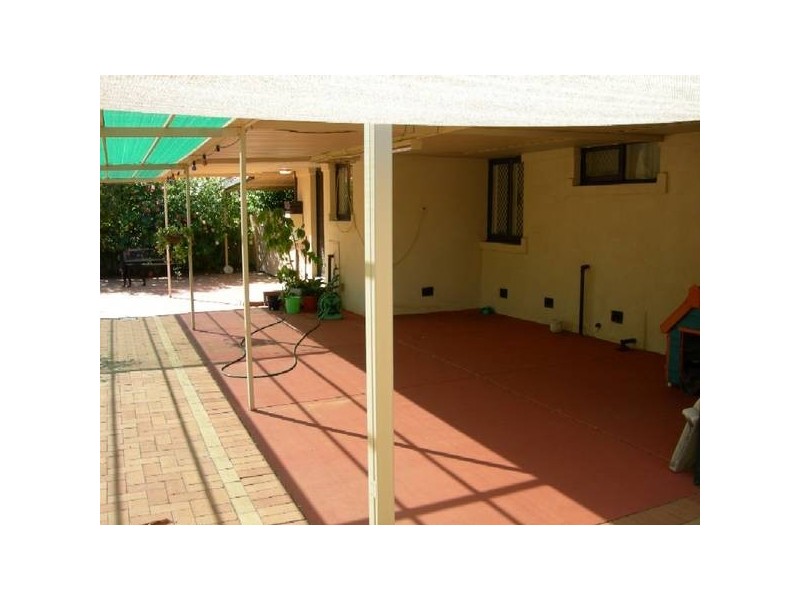 25 Cabarita Road, Armadale WA 6112