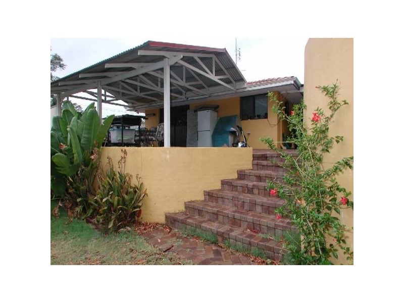 86 Connell Avenue, Kelmscott WA 6111