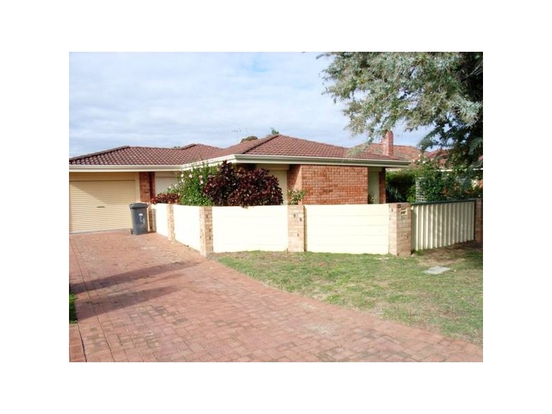 4/25 Dale Rd, Armadale WA 6112