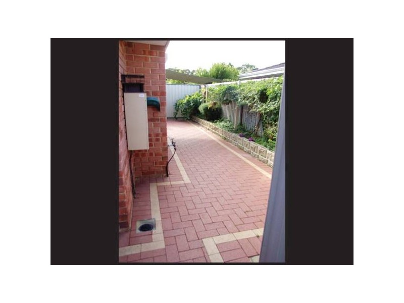 4/25 Dale Rd, Armadale WA 6112