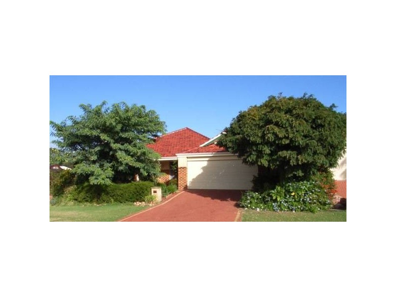 1 Horseshoe Crt, Kelmscott WA 6111