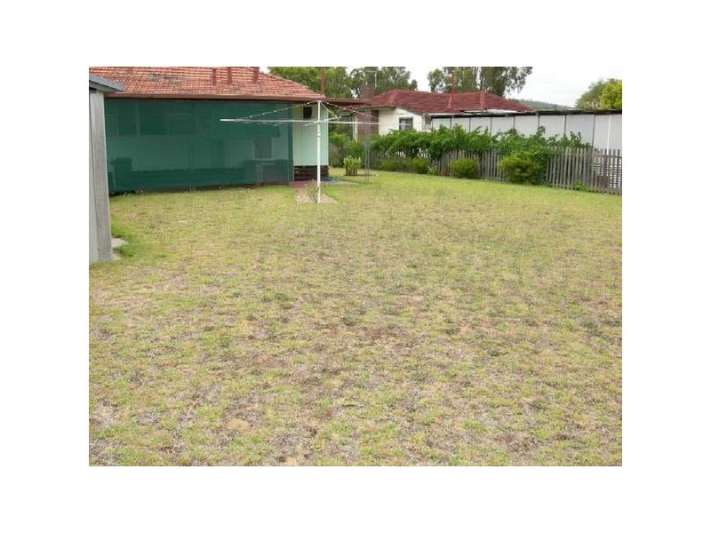 379 Railway Avenue, Armadale WA 6112